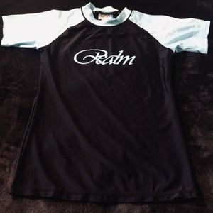 The Realm Black Rash Guard